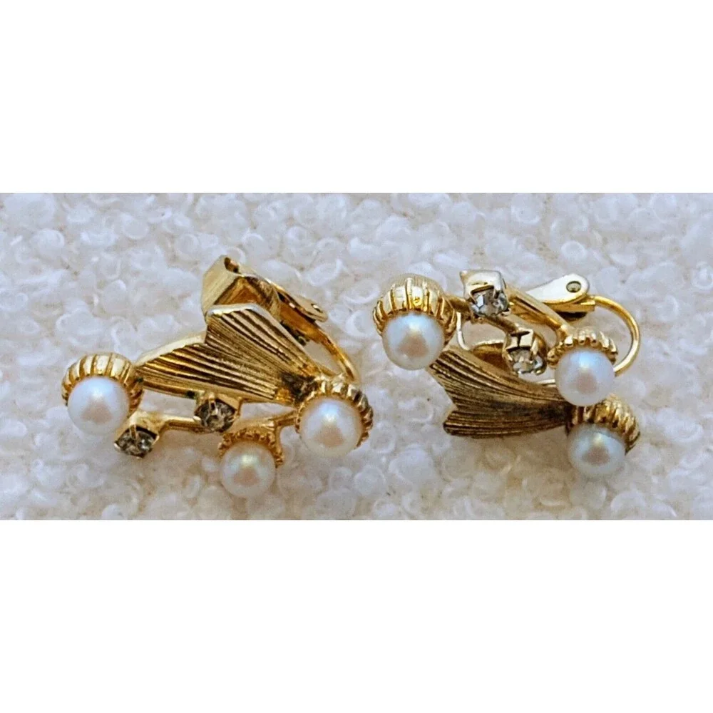 Vintage Art Nouveau Goldtone Rhinestone & Faux Pearl Climber Clip Earrings 1.1" - Picture 5 of 9